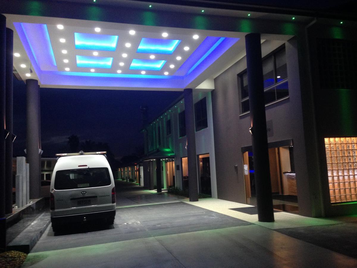 Western Downs Motor Inn Miles Екстериор снимка