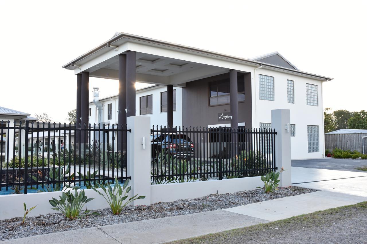 Western Downs Motor Inn Miles Екстериор снимка
